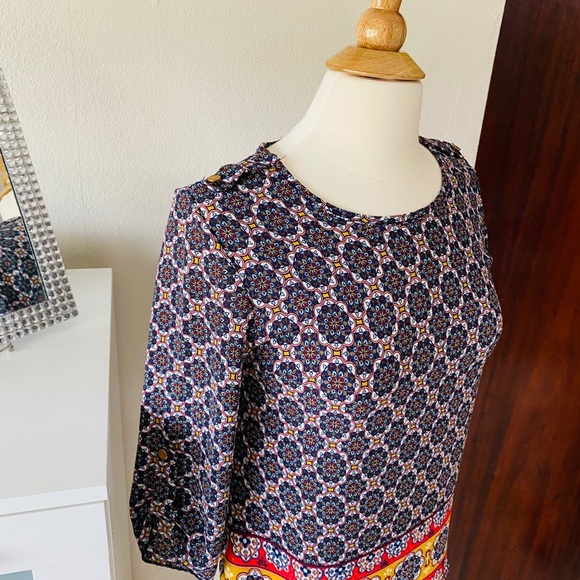 MultiColor Blouse - Picture 3 of 4